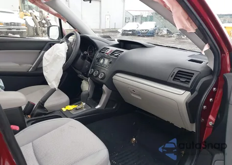 2014 Subaru Forester z USA, uszkodzony, nr VIN JF25SJAEC1EH43620